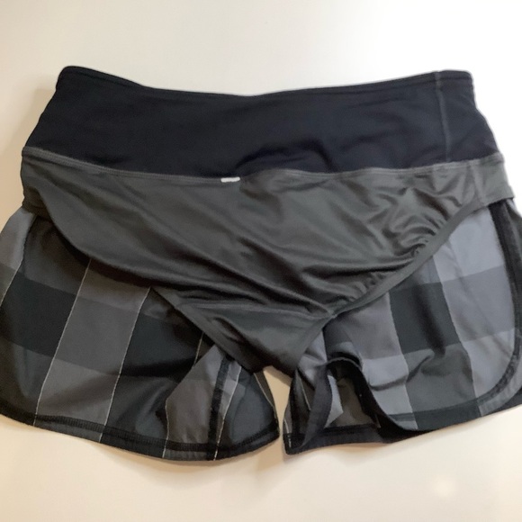 LULULEMON Groovy Run Short in Gros Gingham Size 6 - Picture 7 of 11